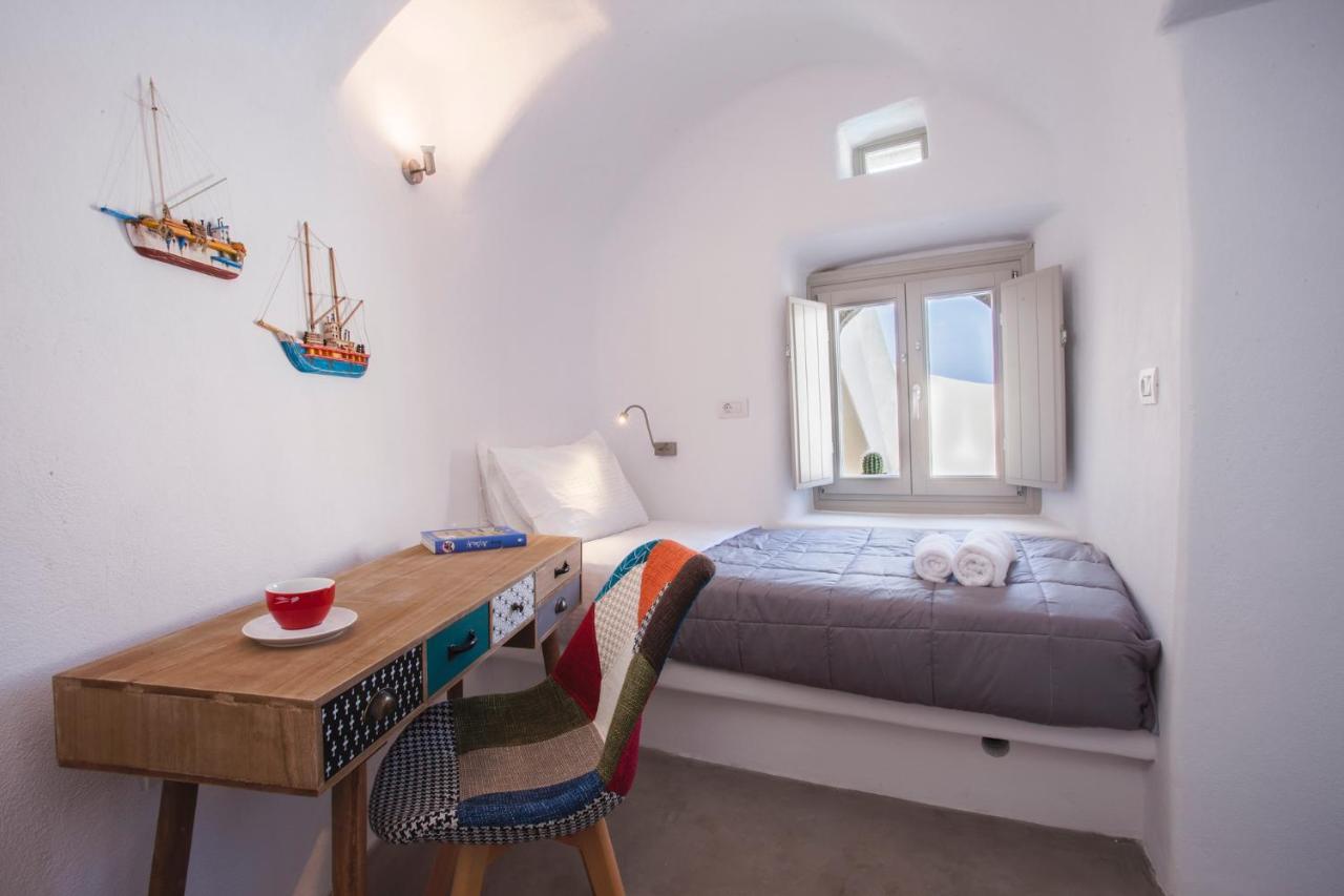 Cupola Suites Oia  Ngoại thất bức ảnh